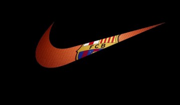 【爱游戏】李霄鹏缔造足坛新传奇，首位执掌中国男女足帅印，全球仅三人达成此成就