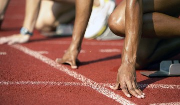  爱游戏官网：版本之神降临！花木兰与百里守约BP率达100%战术格局迎来终极震荡