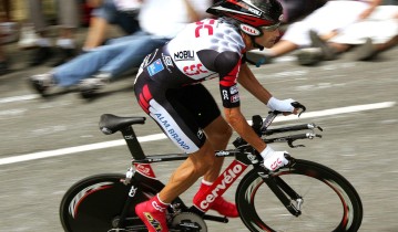 爱游戏：电竞传奇回归！WCG品牌重生，穿越火线开发商正式获得举办权