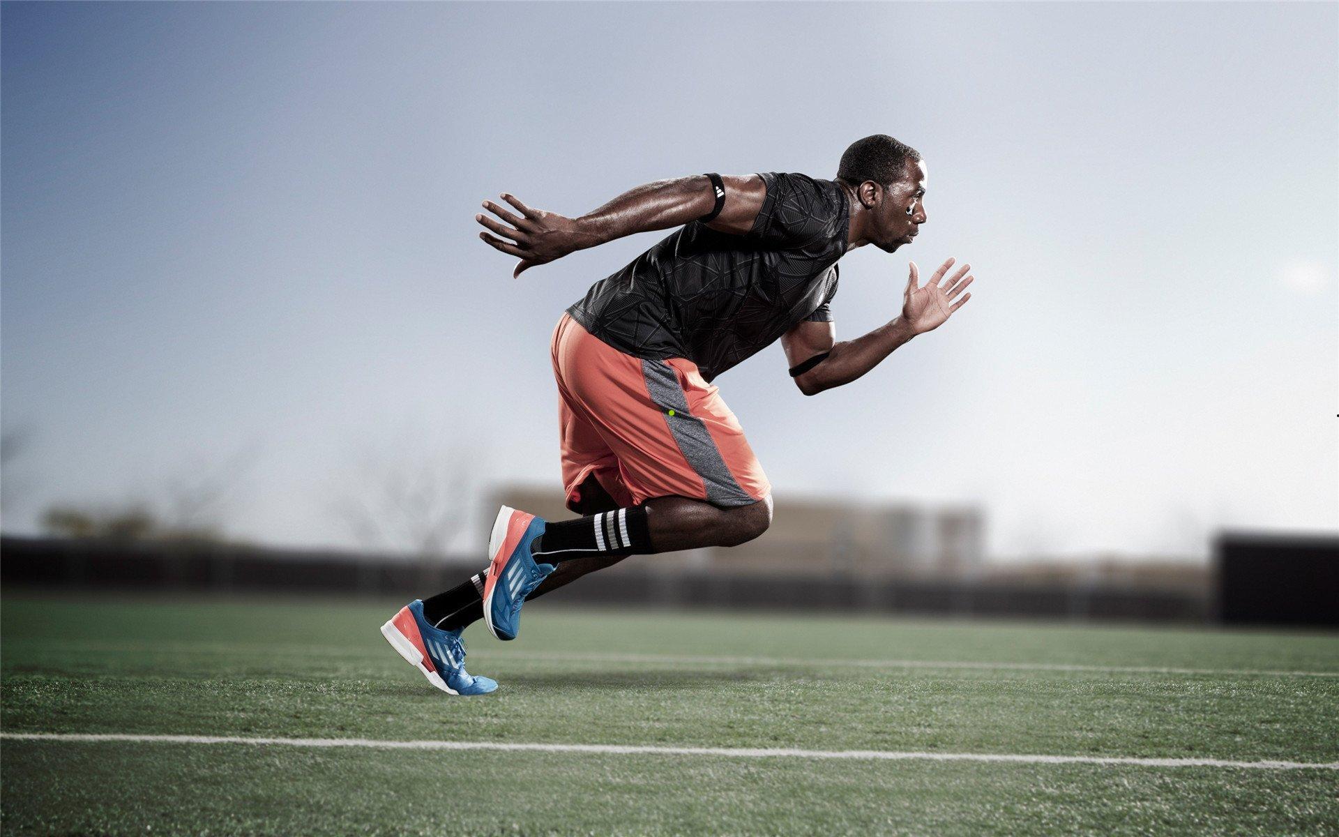 体能充电迎战快攻风暴 亚运男足刷卡前48小时的恢复与决战信号